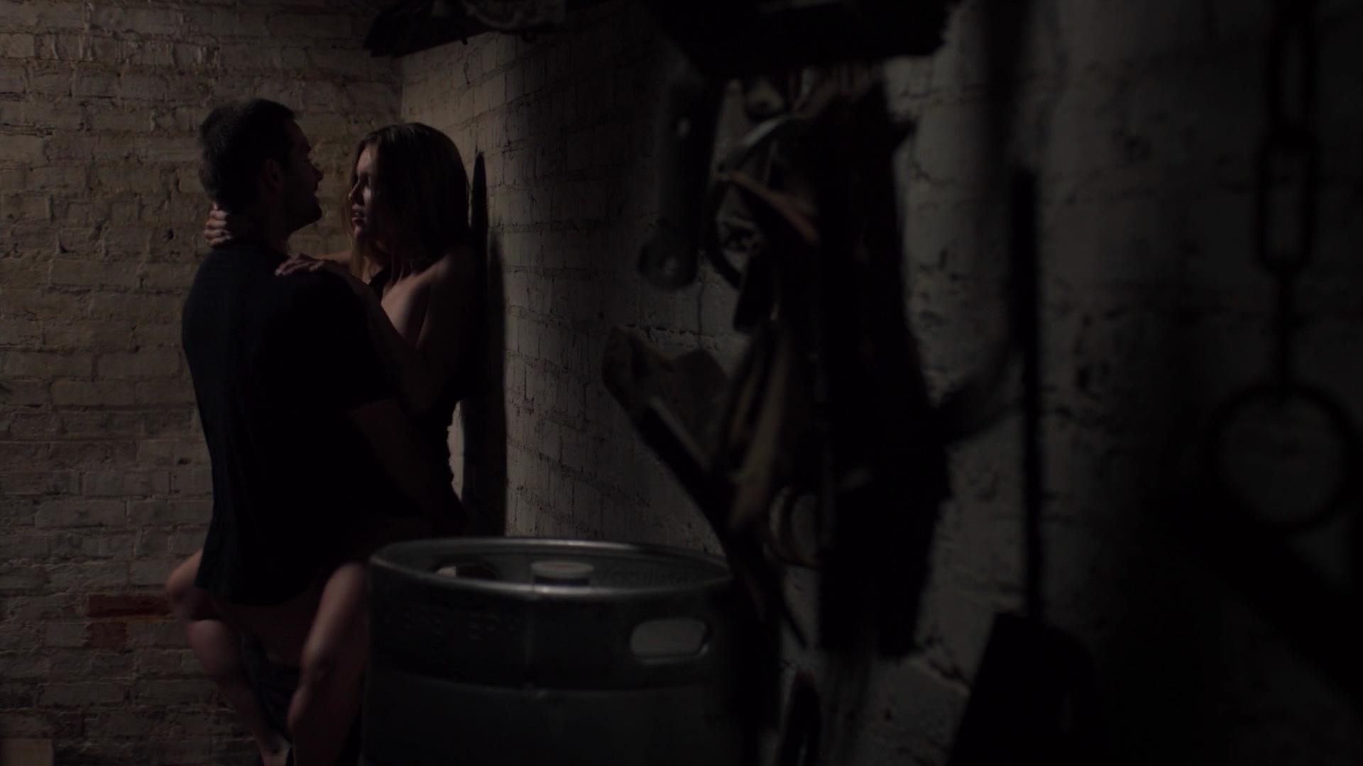 Sentinel recommendet s03e nude banshee lili simmons