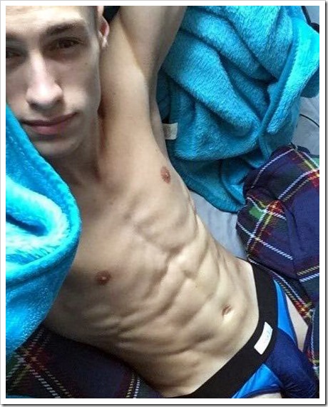 Prada reccomend cum abbs