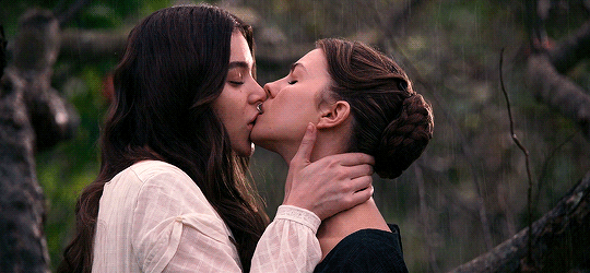 Brazilian lesbians kissing first