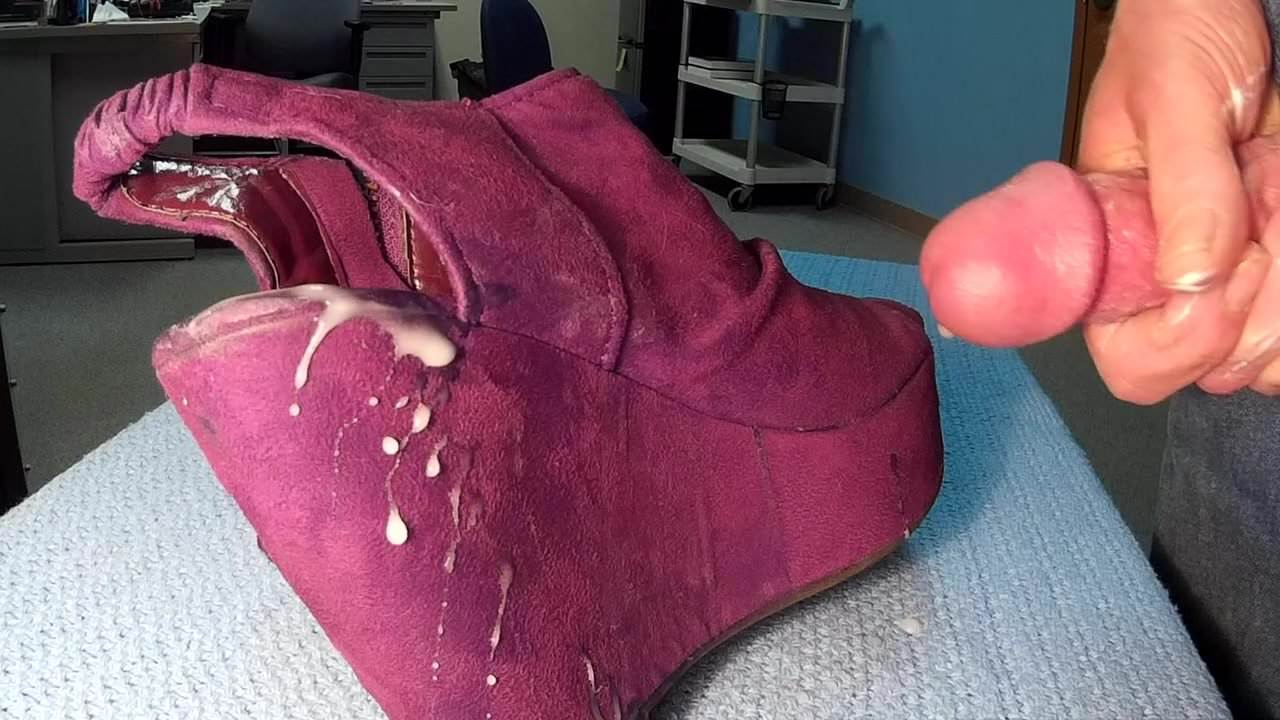 Tornado reccomend missbrookexoxos socks sandals