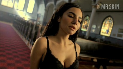 Be-Jewel reccomend martha higareda smoking aces