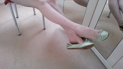 Bull recomended heel flats shoeplay popping