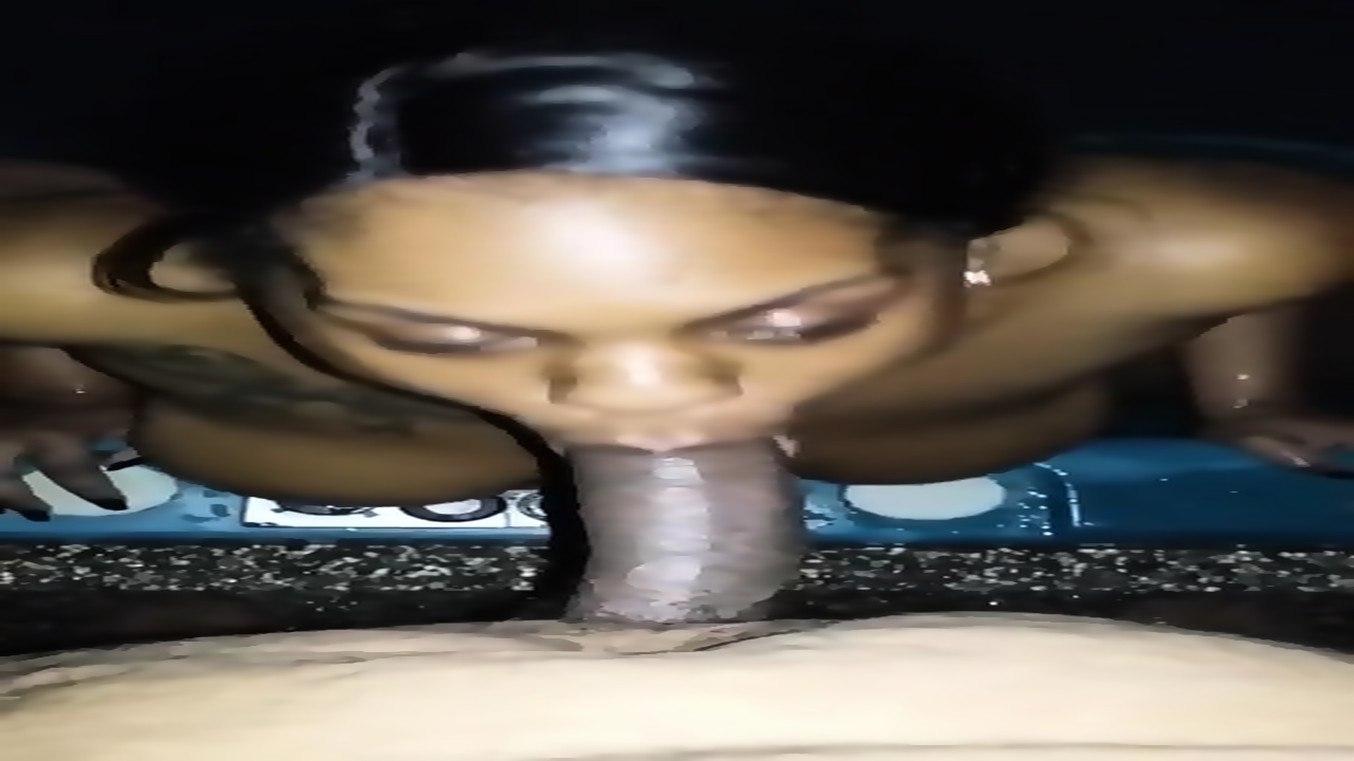 Ebony denise cheeks takes facial