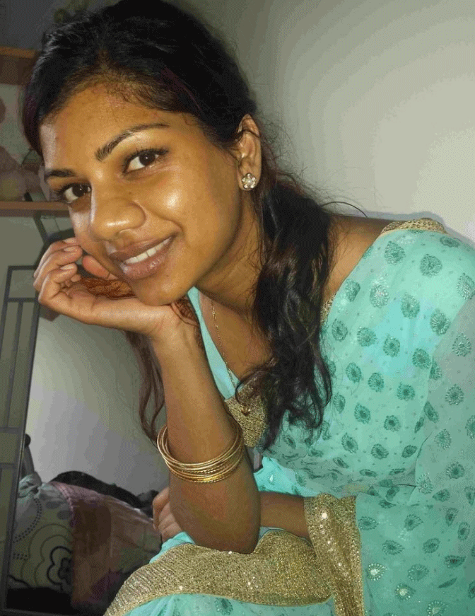 Srilanka college girl boob show pics