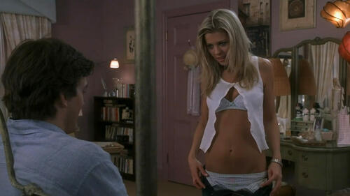 Hound D. reccomend tara reid topless boobs cleavage body