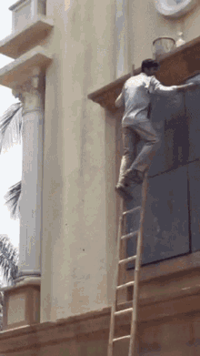 Uncle jesse even climbs ladder